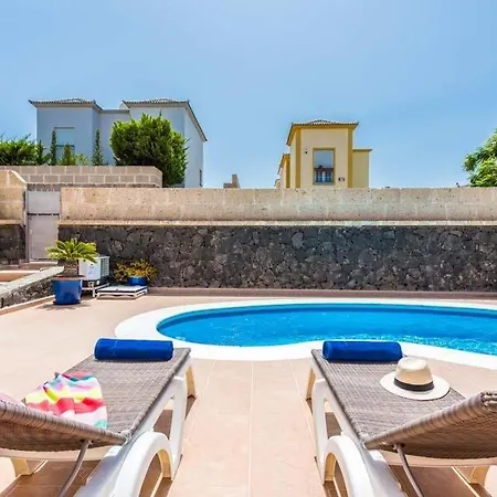 Villa Playa De Fanabe Sleeps 6 Pool Air Con *