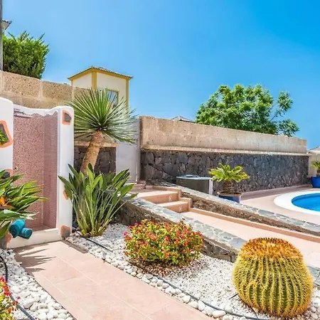 Villa Playa De Fanabe Sleeps 6 Pool Air Con
