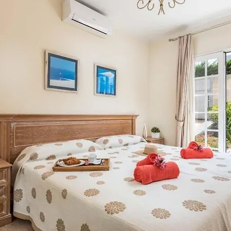 Playa De Fanabe Sleeps 6 Pool Air Con Villa Costa Adeje (Tenerife)
