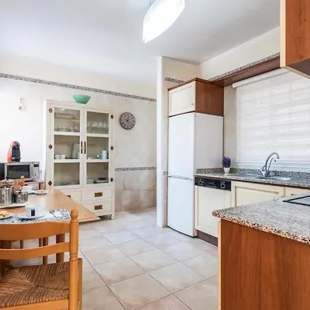 Playa De Fanabe Sleeps 6 Pool Air Con Villa *